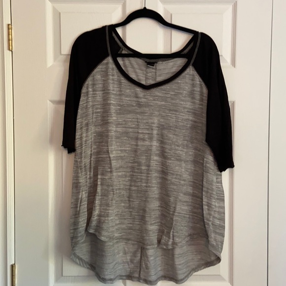 torrid Tops - Torrid, Size 1, Black and Grey 3/4 Sleeve HiLo Tee